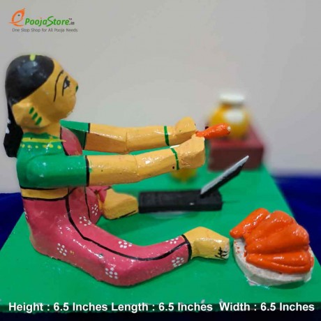 Vegetable Cutting Women