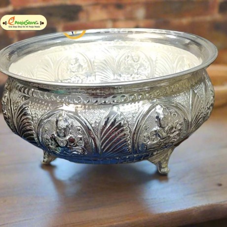 German Silver Ashtalakshmi Urli 