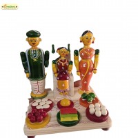 Father, Mother, Daughter Sare Set