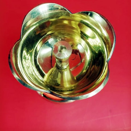 Brass Diyas (Small Size) (1 Set)