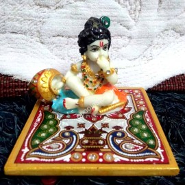 Marble Little Krishna Idol With Chowki