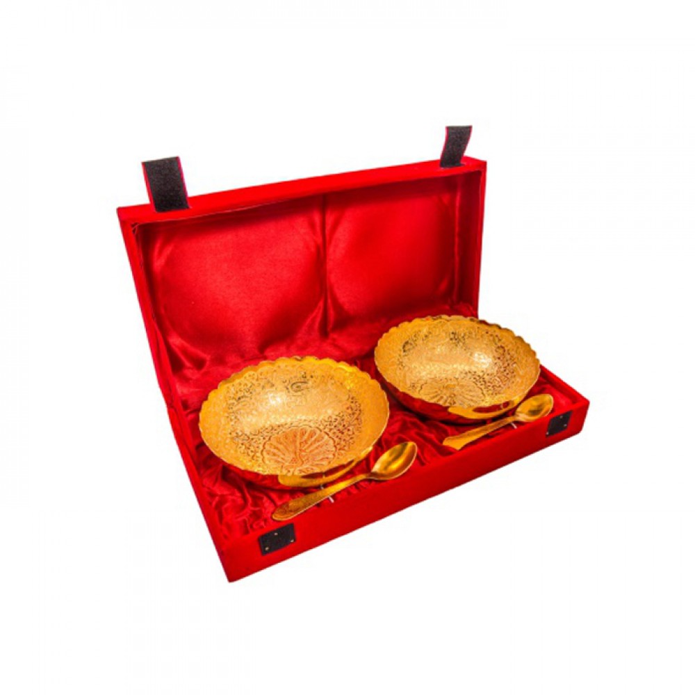 Gold Plated Brass Middle Peacock Carving Bowl Set 4 Pcs. Bowls 6" Diameter Gold Plated Brass Middle Peacock Carving Bowl Set 4 Pcs. Bowls 6" Diameter