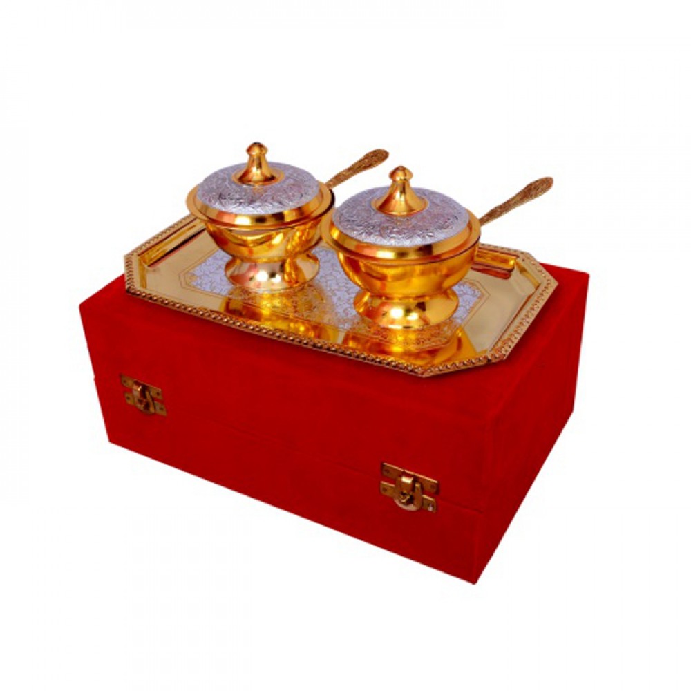 Silver & Gold Plated Brass Mouthfreshner Set (Bowls 3'' Diameter & Tray 9.5" x 5.5") Silver & Gold Plated Brass Mouthfreshner Set (Bowls 3'' Diameter & Tray 9.5" x 5.5")