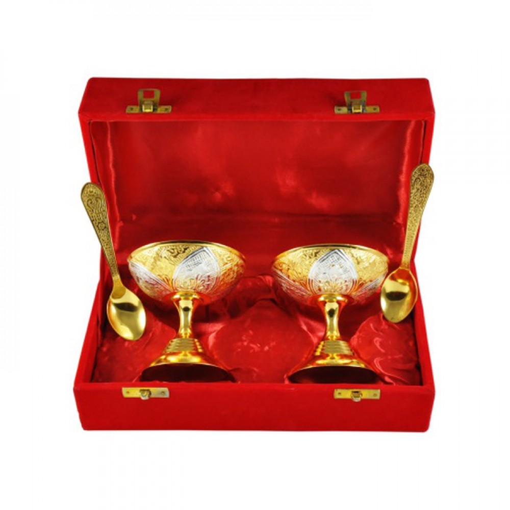 Silver & Gold Plated Brass Ice Cream Bowl Set 4 Pcs. (Bowl 3.5" Diameter) Silver & Gold Plated Brass Ice Cream Bowl Set 4 Pcs. (Bowl 3.5" Diameter)